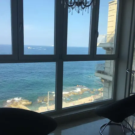 Seafront 슬리에마